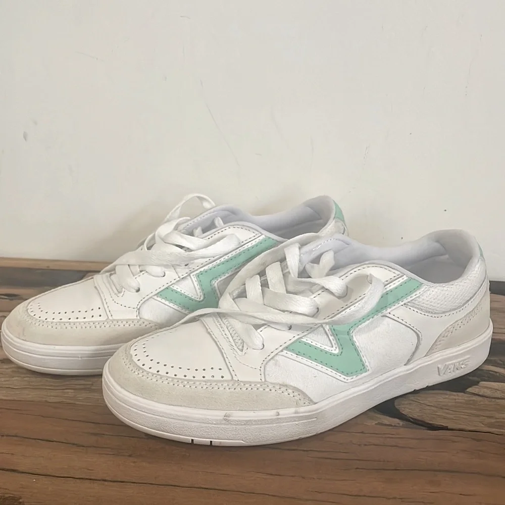 Vans shoes white and mint - Picture 1 of 3